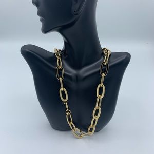 CHAIN NECKLACE